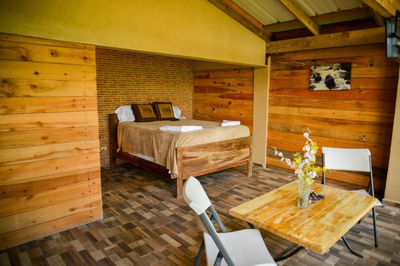 Rancho Tierra Alta Hotel คาราวากวา ภายนอก รูปภาพ